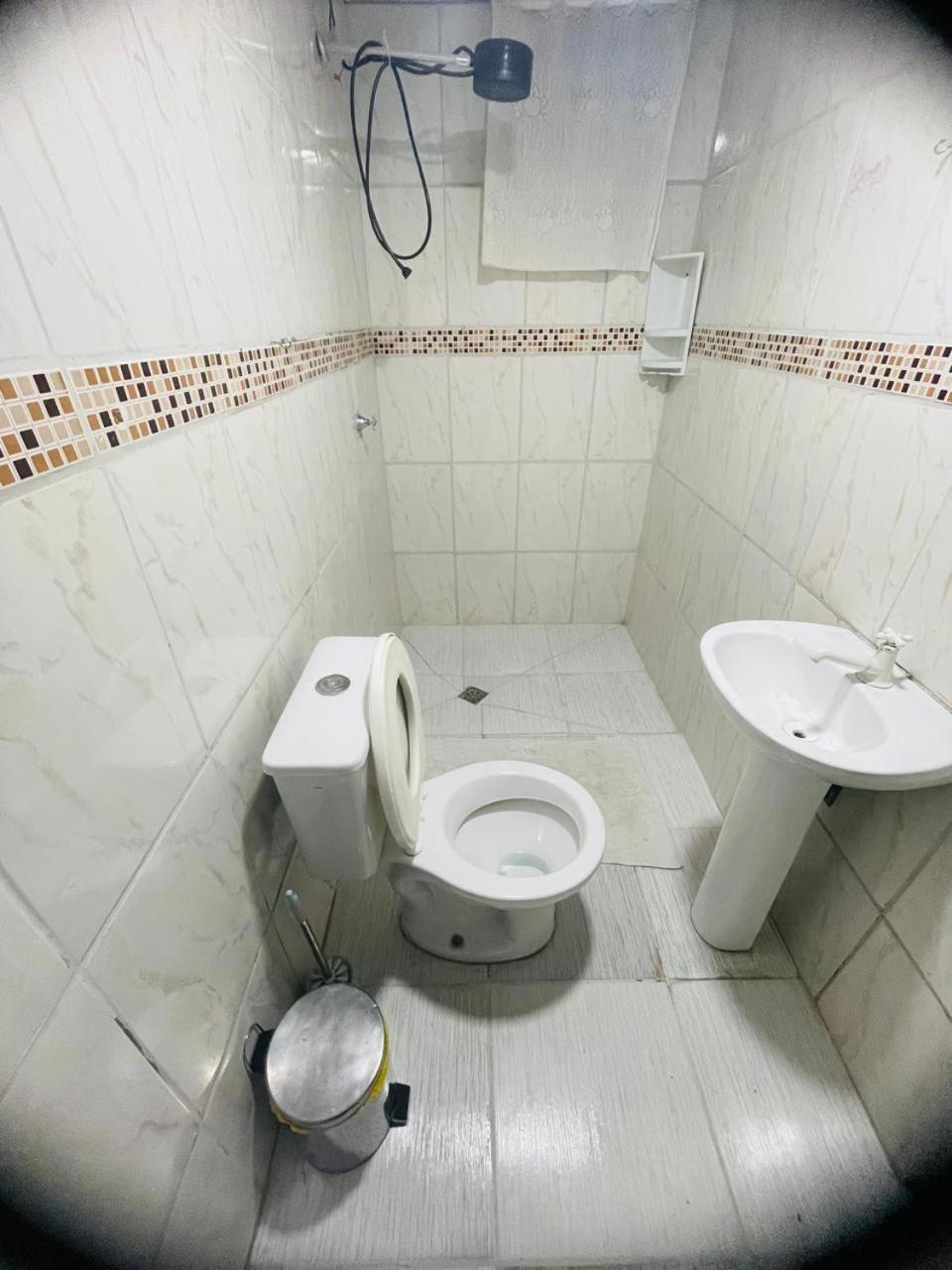 Casa Fundos Eco City 03 Simples E Confortavel Com 2 Quartos E Garagem Κουριτίμπα Εξωτερικό φωτογραφία
