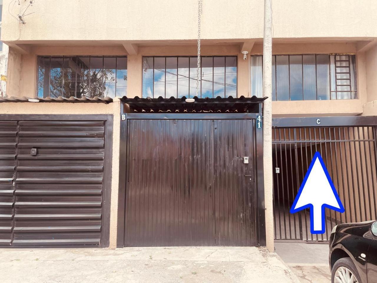 Casa Fundos Eco City 03 Simples E Confortavel Com 2 Quartos E Garagem Κουριτίμπα Εξωτερικό φωτογραφία